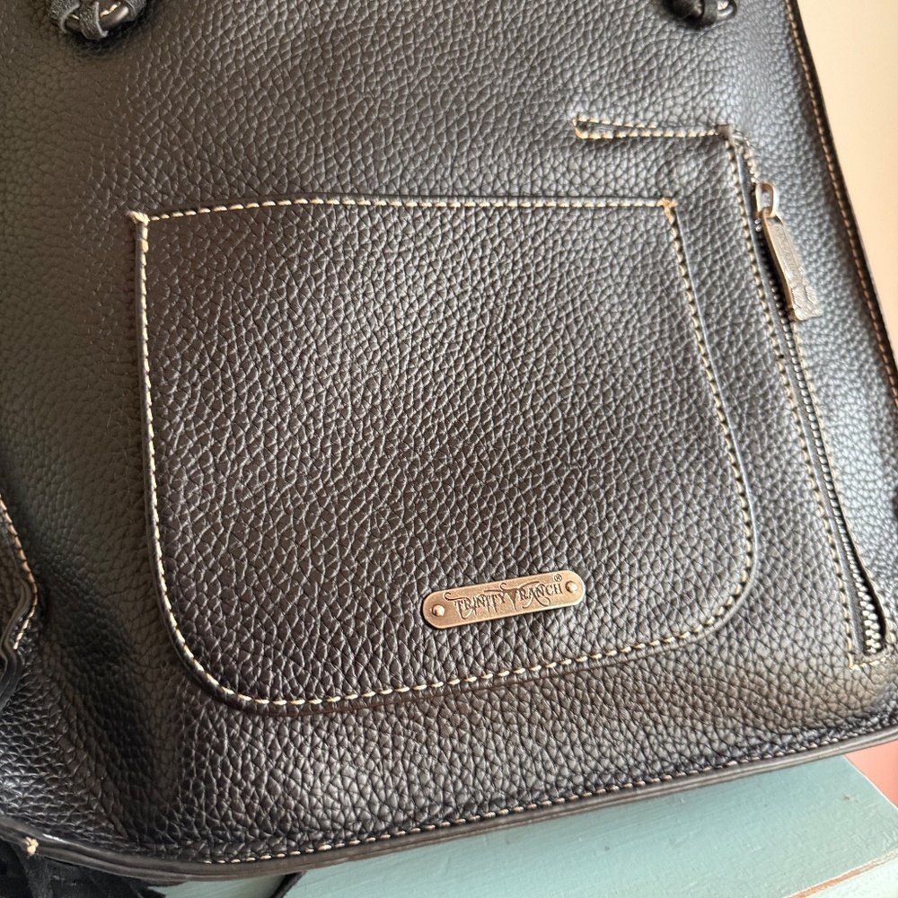 Trinity Ranch Cowhide Shoulder Bag With Fringe - Picture 5 of 15